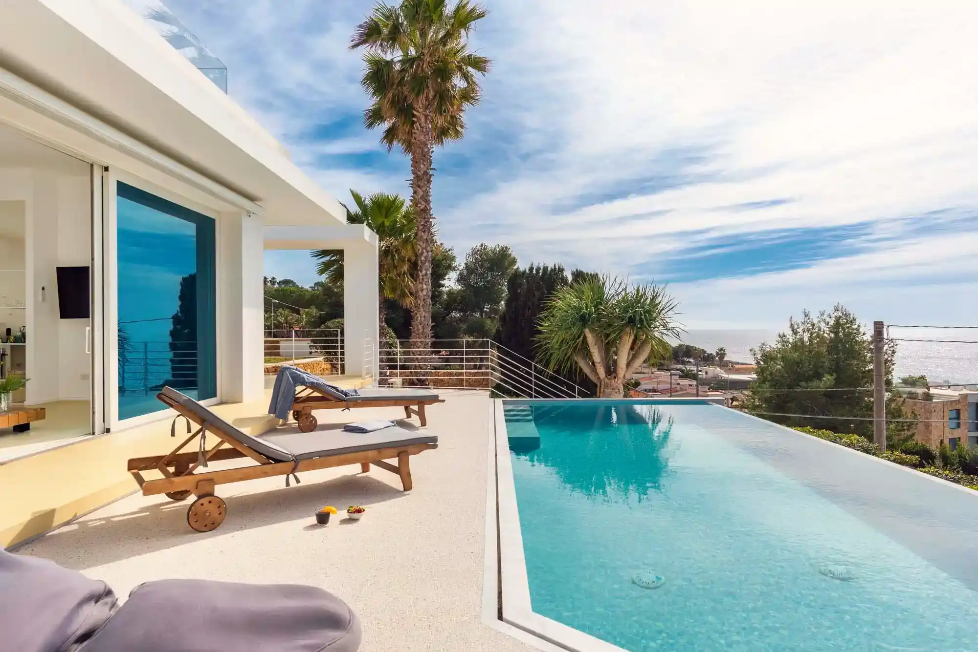 Acqua Front Villas – The Ultimate Luxury Waterfront Retreat
