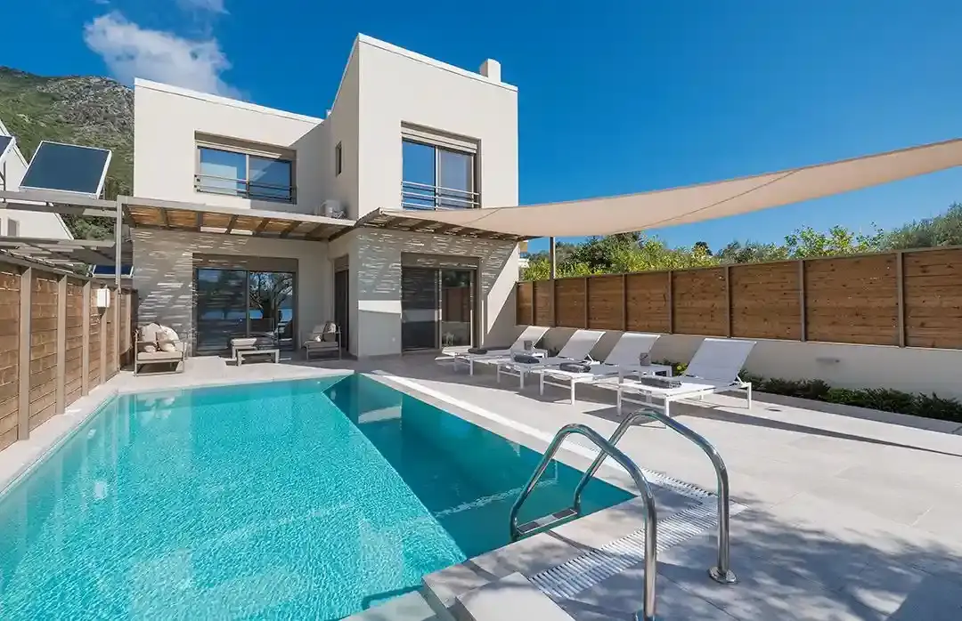 Acqua Front Villas – The Ultimate Luxury Waterfront Retreat